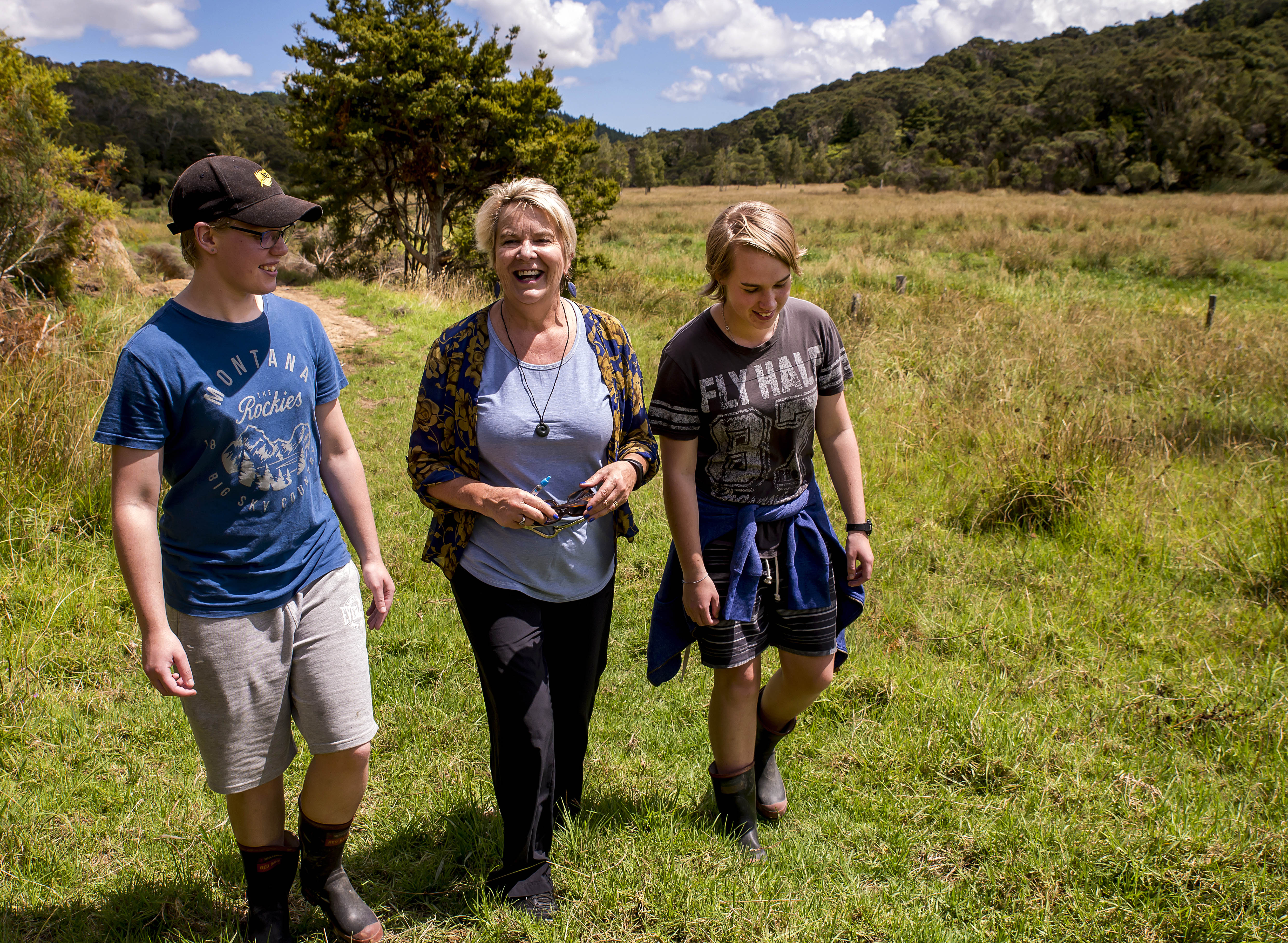 Minister Nicky Wagner and Underwood grandchildren Rebekah and Tamsin enjoying the reserve photo Malcolm Pullman