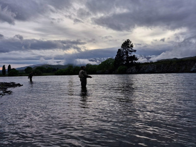CSIRLDec2401 Anglers enjoying an evening cast on the Waitaki River
