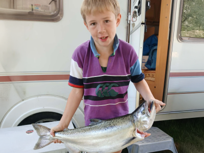 hor WFR2526.124 One stoked angler! Booka Andrews (9yo) with his big Lake Benmore chinook salmon