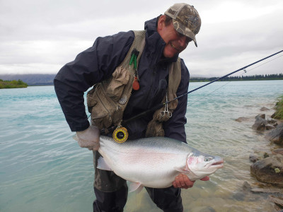 WFR1920.17 Frank Bluch and his 29 pound rainbow caught flyfishing credit Nicor Sutherland