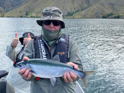 WFR2021.40. Howard Lewis caught this large sockeye salmon at Lake Benmore in January 2022 photo J Tritschler