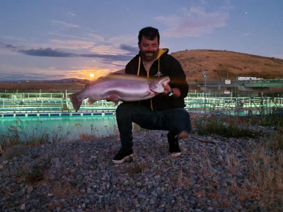 WFR2324.50 Nic Niles and his 22lbs rainbow trout caught at the canals on a booby fly Boxing Day