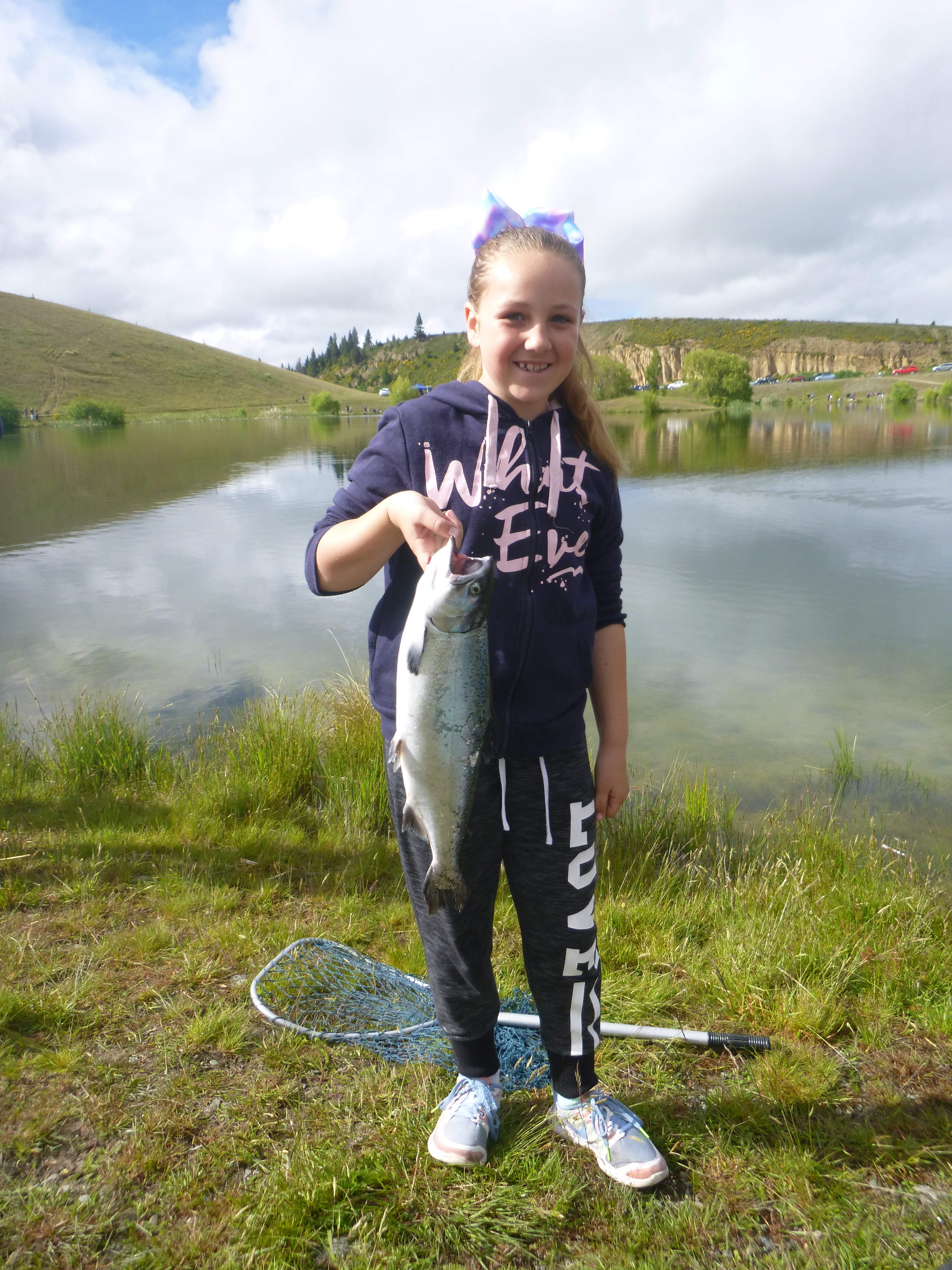 RLnov18csi3 Isabella Firman presents her prized catch2