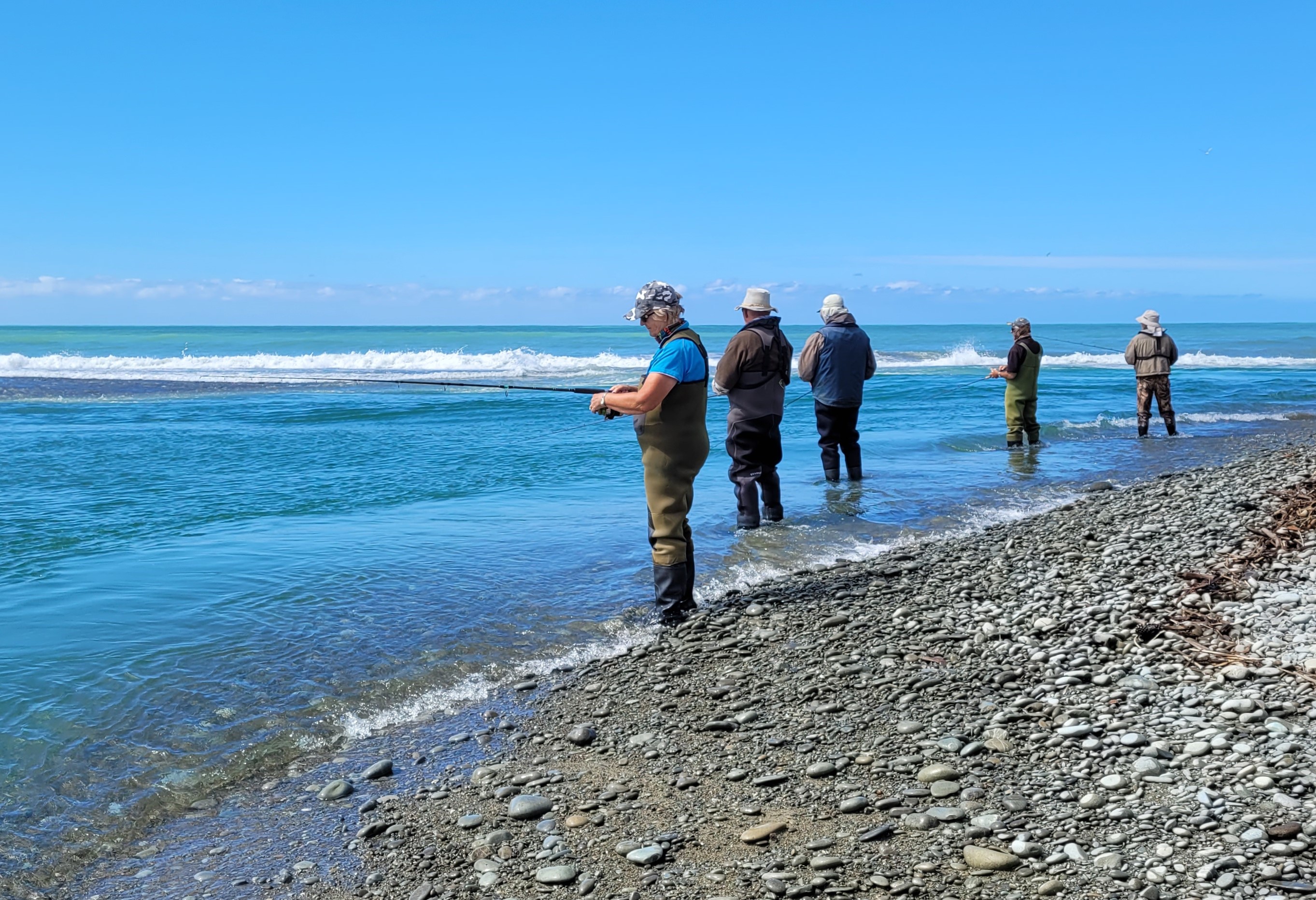 RLcsiDEC4 Summer holiday salmon fishing at the Rangitata River mouth Photo by R Adams