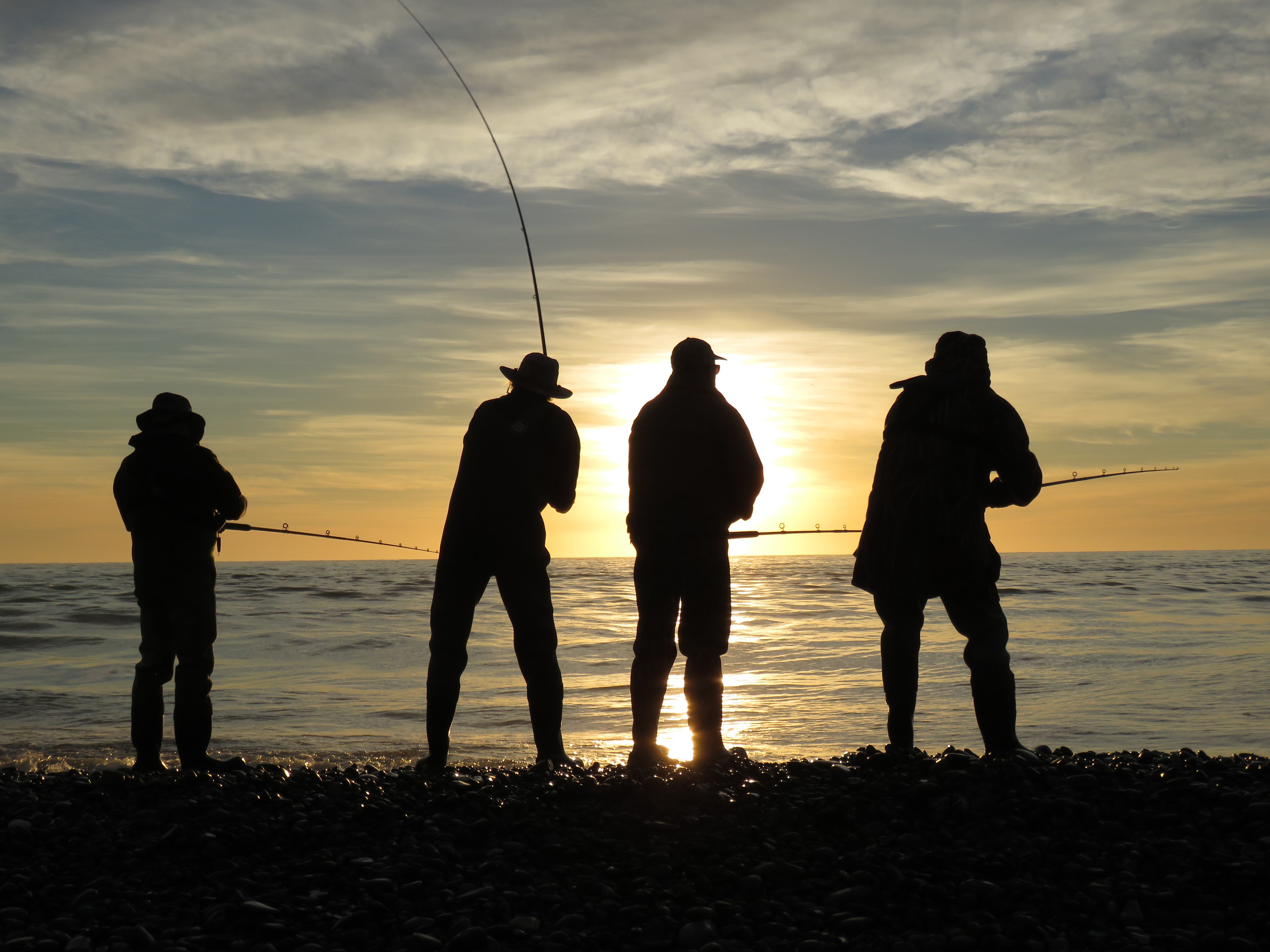 Pic RL dec CSI 4 A scenic sunrise for salmon anglers to enjoy at the Rangitata River mouth Credit R Adams2