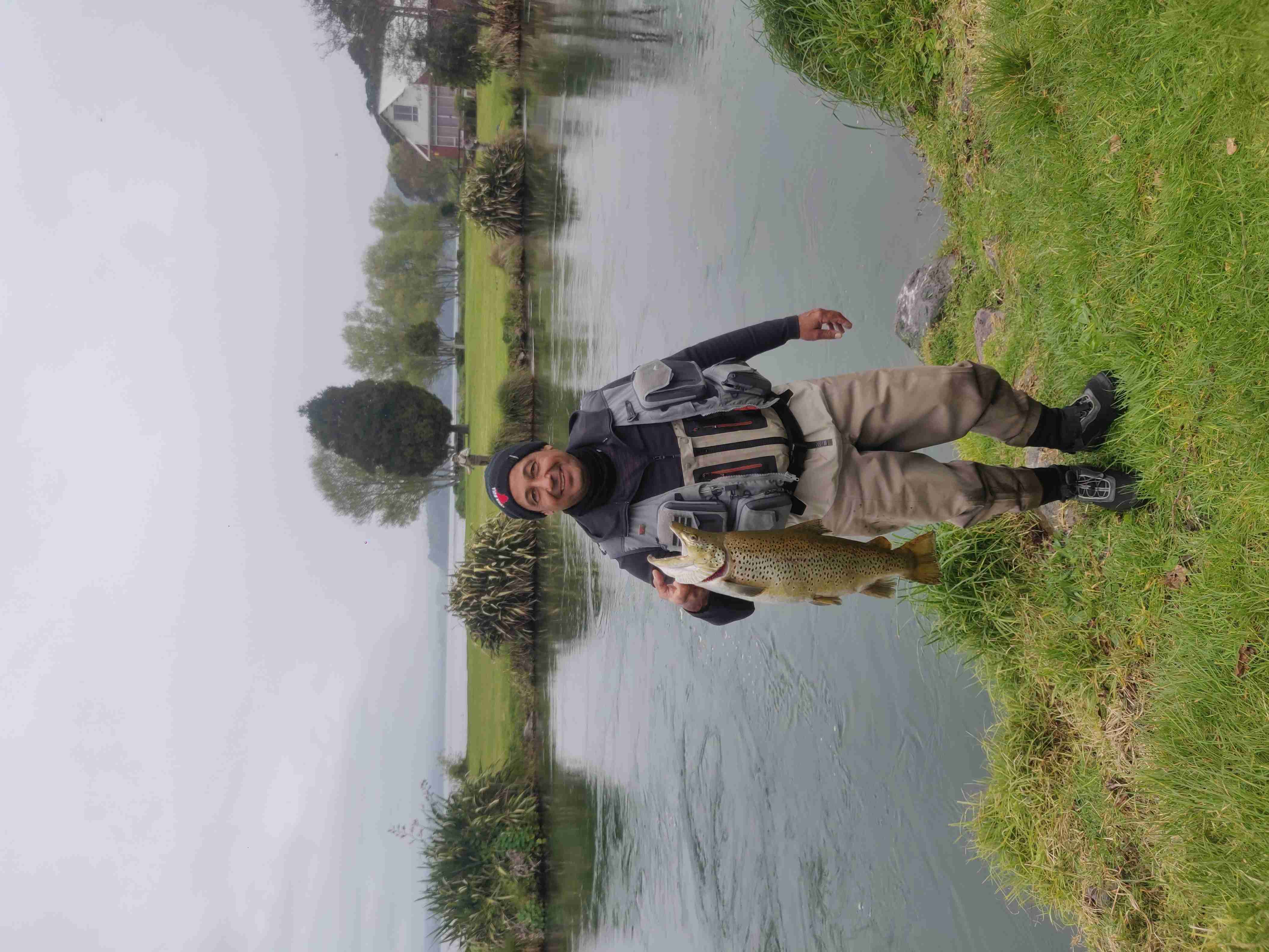 Aucklands Fikret Chinassi with a cracker 4.6kg Ohau Channel Brown