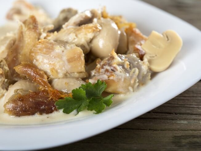 N 2 Pheasant and mushroom sauce slow cooker
