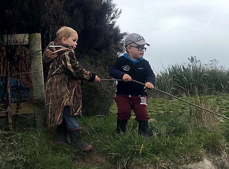 Leighton veint and hunter wilson