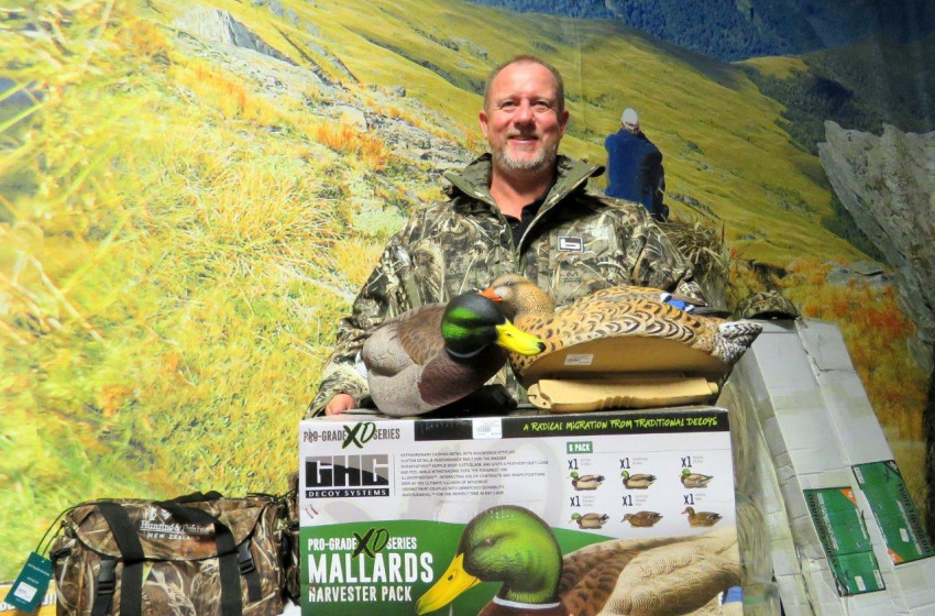 Hunters, great prizes for returning duck band details